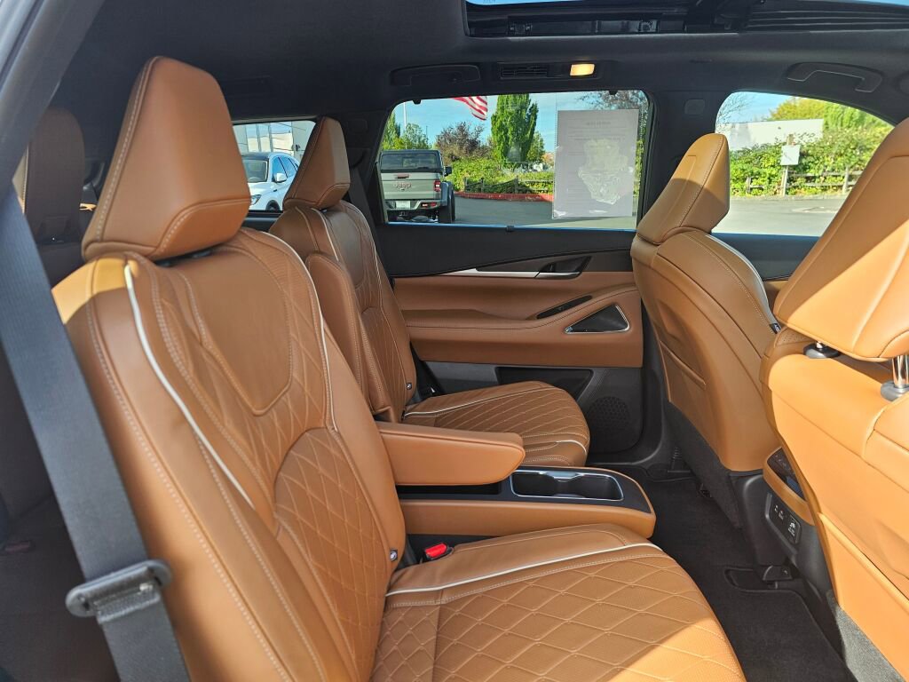 Used 2025 INFINITI QX60 Autograph w/ Cargo Package image 15
