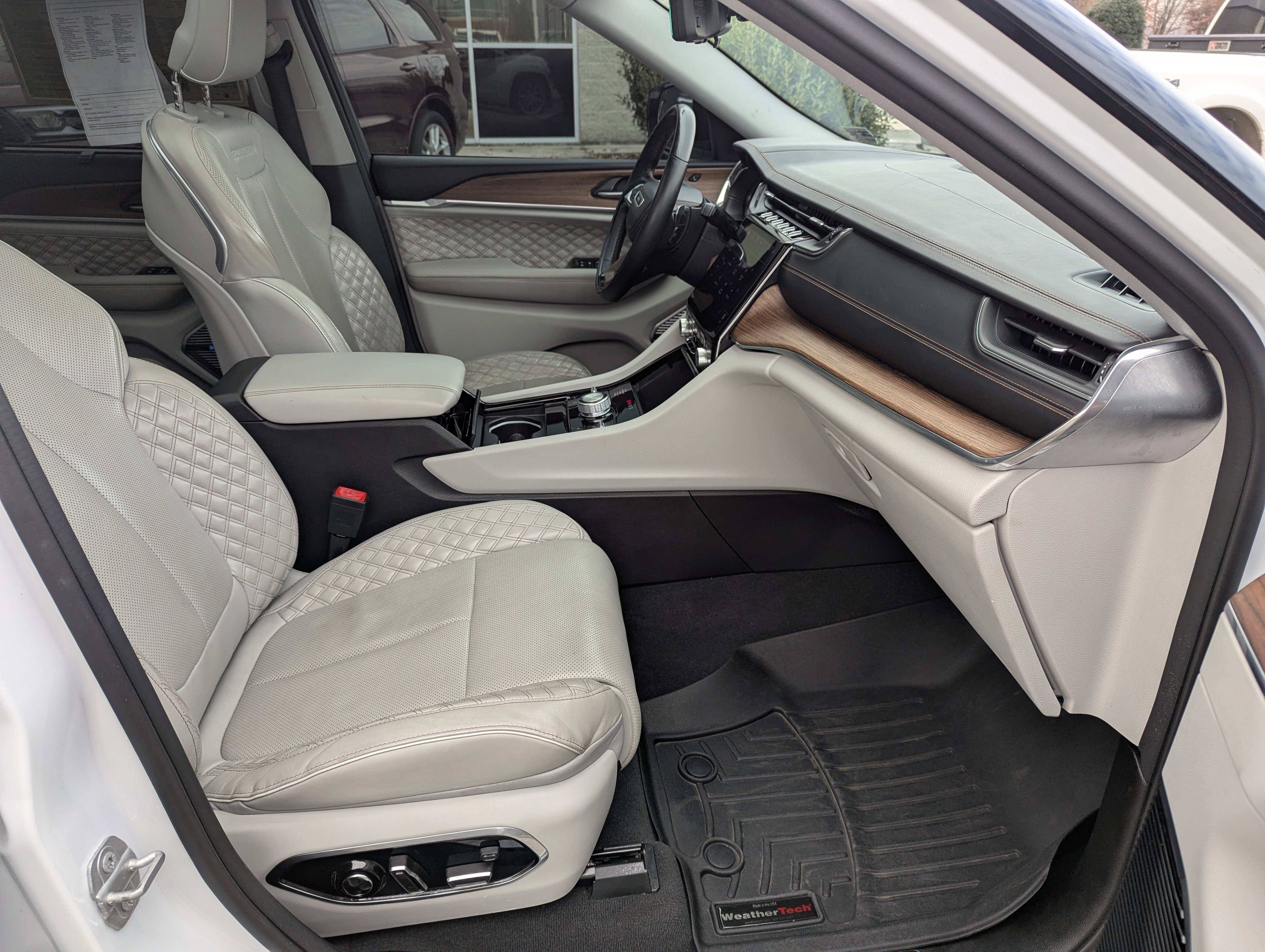 Used 2022 Jeep Grand Cherokee Summit w/ Adv Protech Group IV image 19