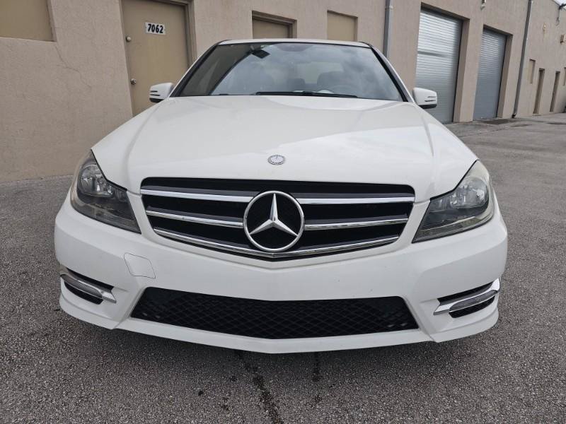 Used 2014 Mercedes-Benz C 250 Sedan image 13