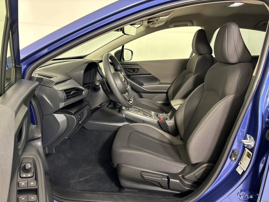 Used 2025 Subaru Crosstrek 2.0i Premium image 14