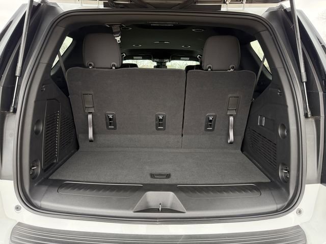 Used 2025 Chevrolet Tahoe LS image 30