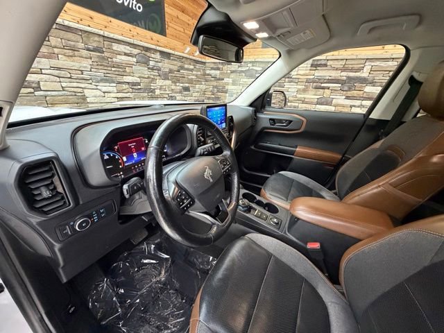 Used 2022 Ford Bronco Sport Outer Banks w/ Tech Package AWD/4WD image 12