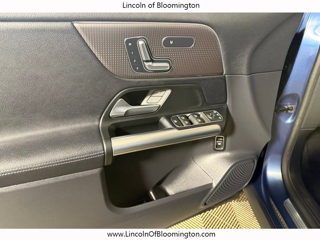 Used 2023 Mercedes-Benz GLA 250 4MATIC image 13