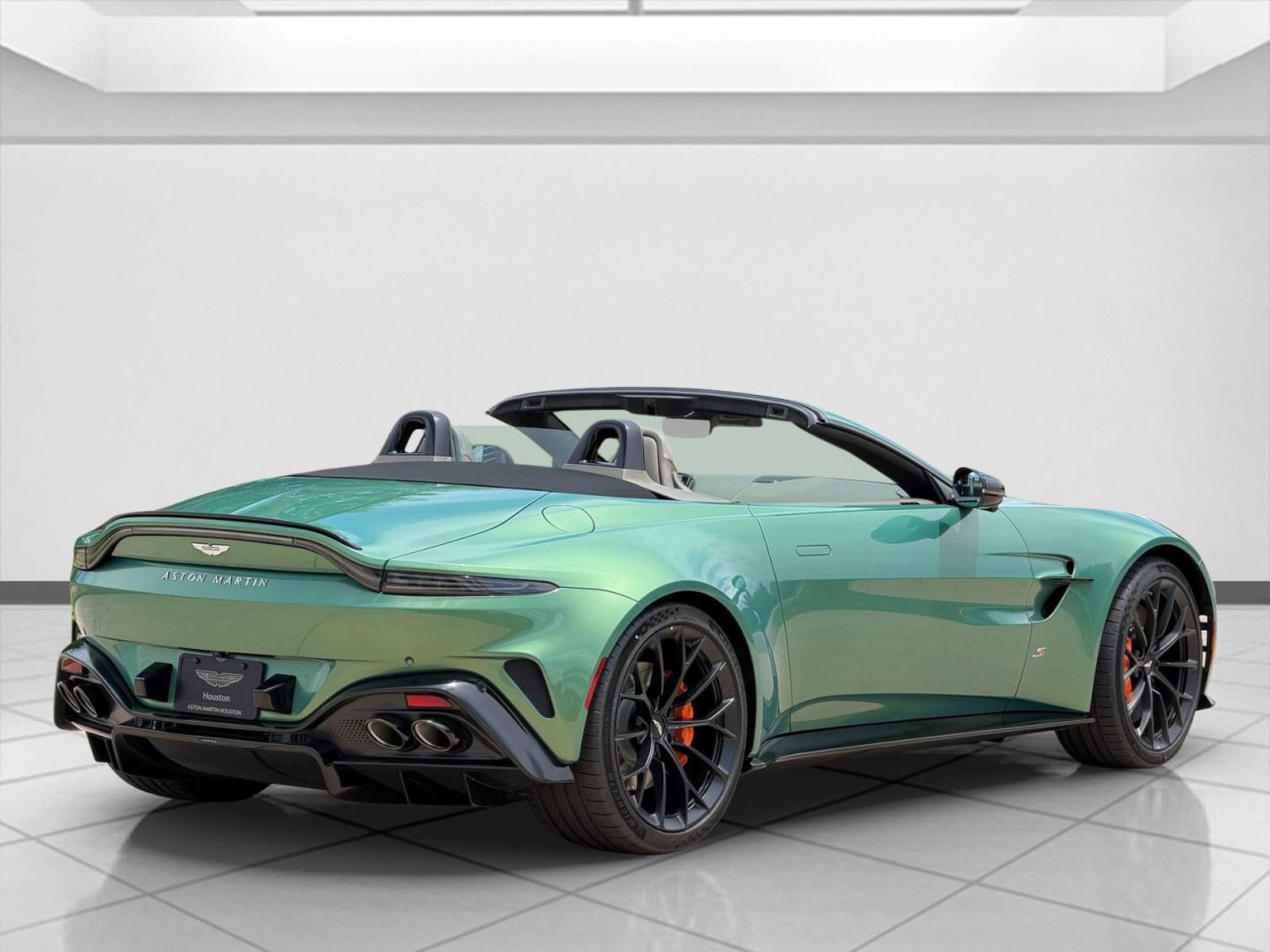 New 2026 Aston Martin V8 Vantage S RWD image 10