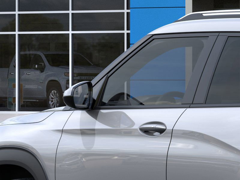 New 2026 Chevrolet TrailBlazer LT w/ LT Cold Weather Package FWD image 14