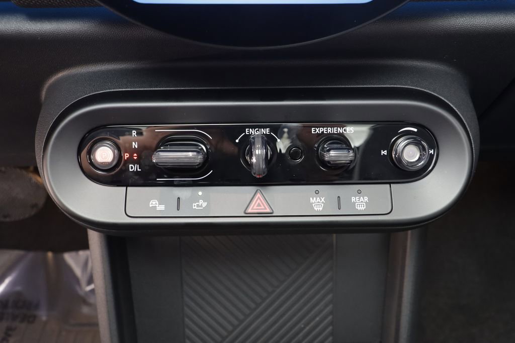 New 2026 MINI Cooper 2-Door Hardtop image 12