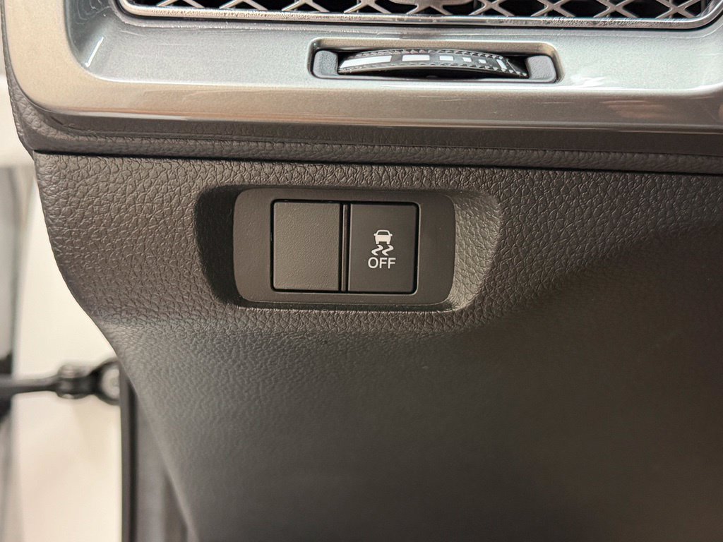 Used 2025 Acura Integra FWD image 16
