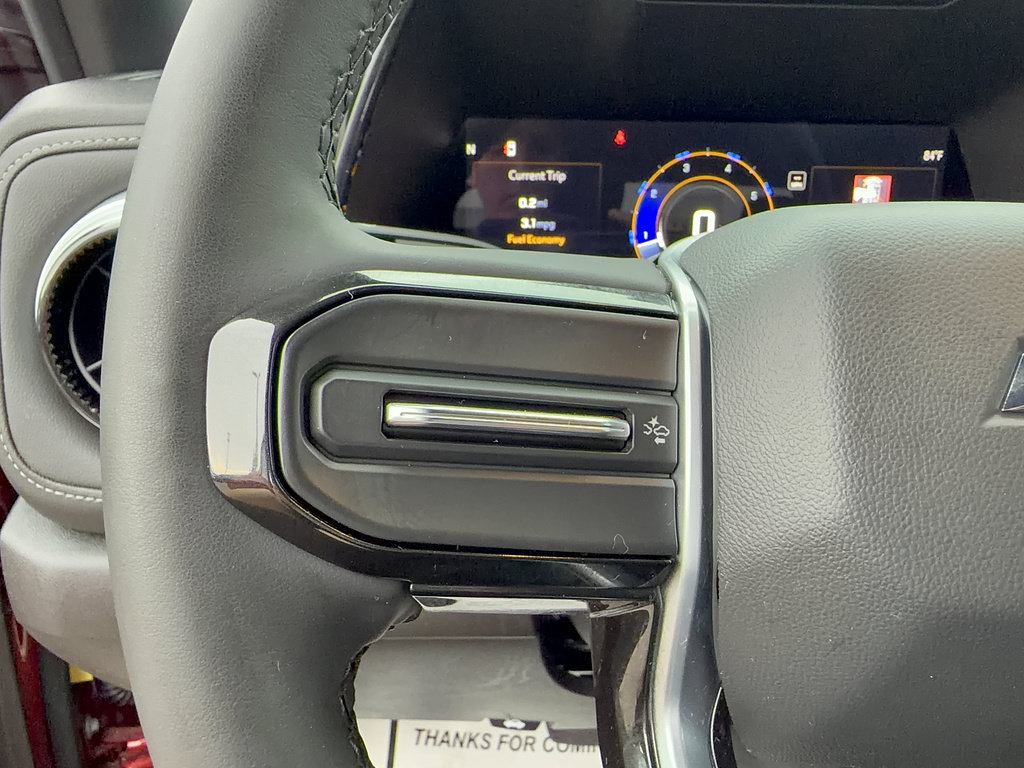 Used 2024 Chevrolet Colorado LT RWD image 24