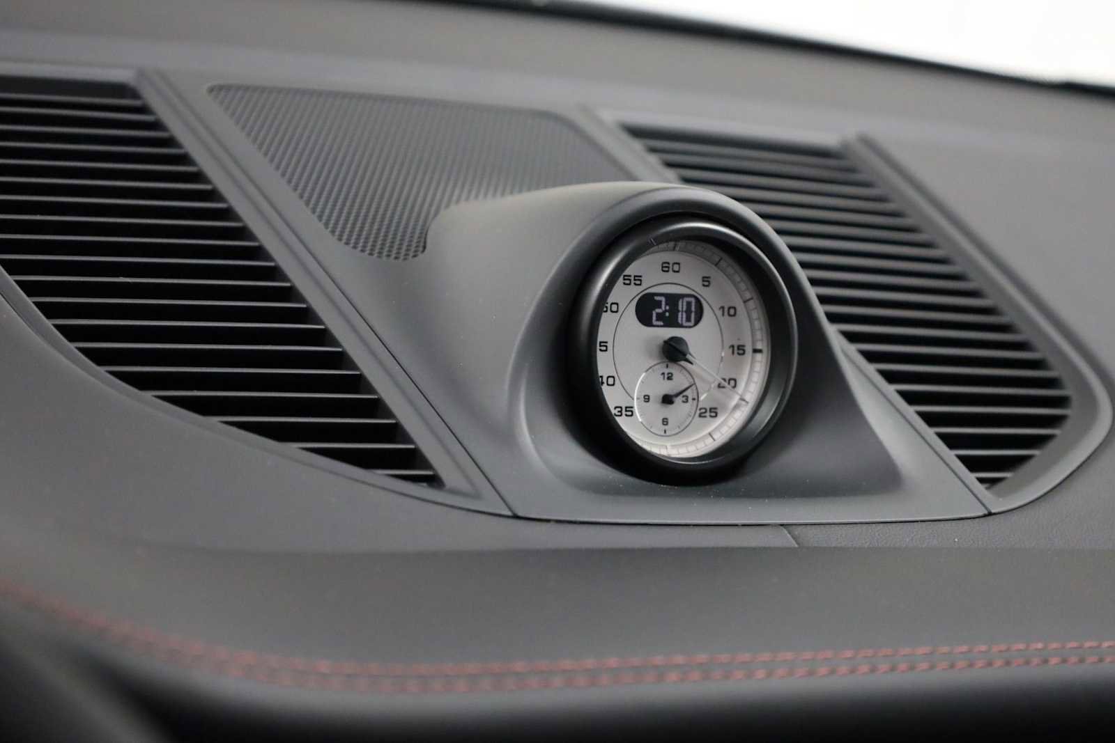 New 2026 Porsche Macan GTS image 18