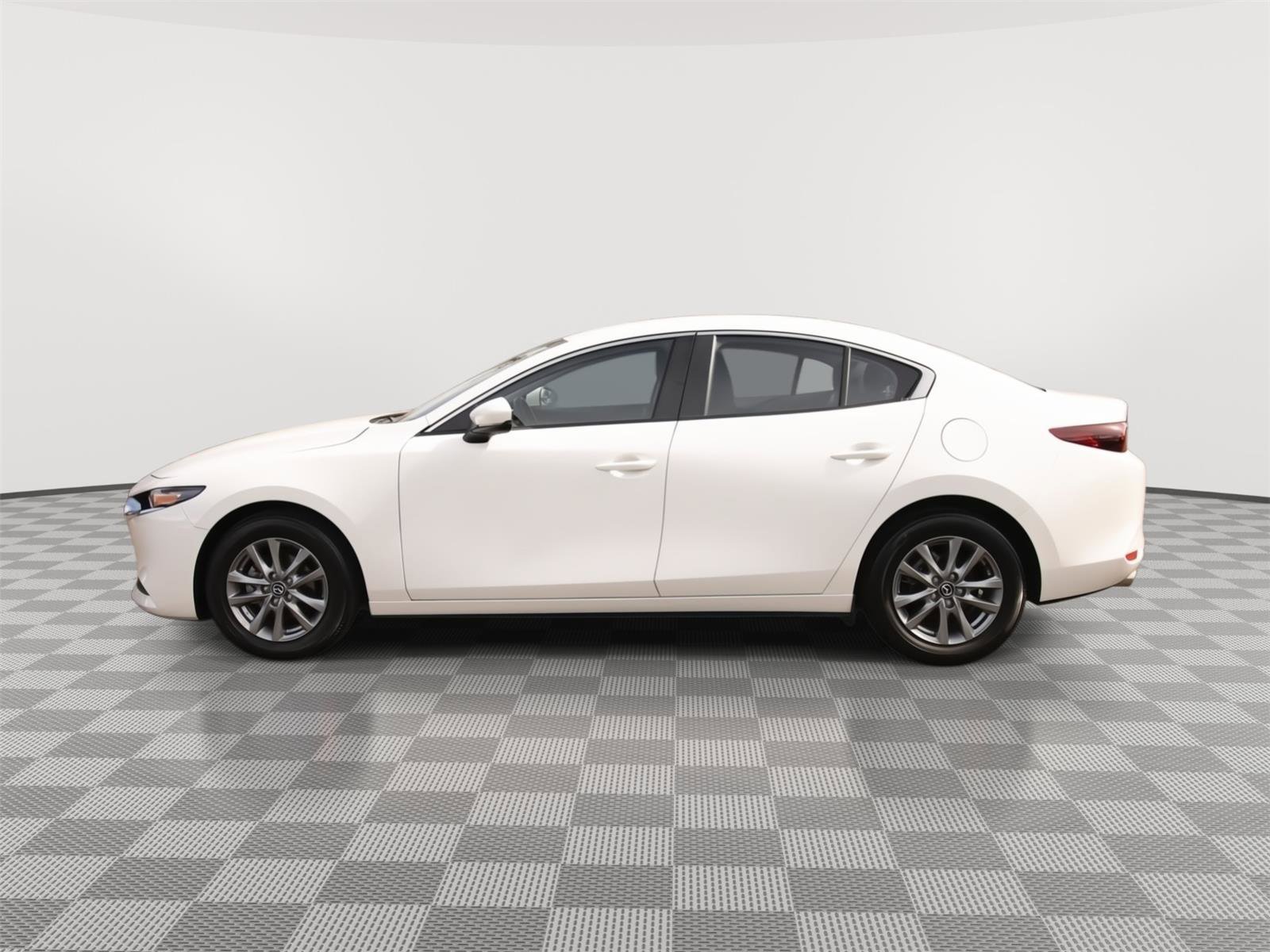 Used 2025 MAZDA MAZDA3 s image 18