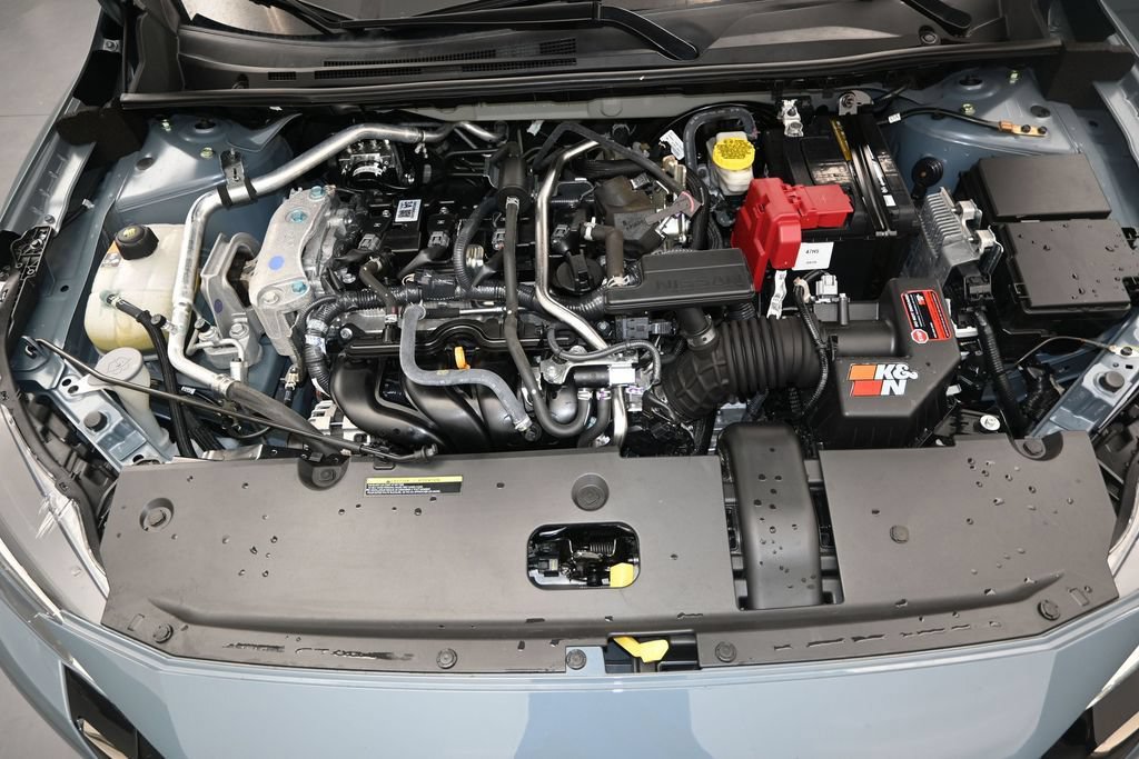 Used 2025 Nissan Sentra SR w/ SR Premium Package FWD image 29
