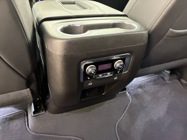 Used 2023 Chevrolet Tahoe High Country AWD/4WD image 19