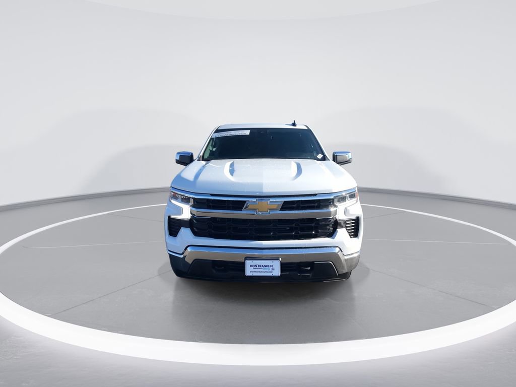 Used 2022 Chevrolet Silverado 1500 LT AWD/4WD image 3