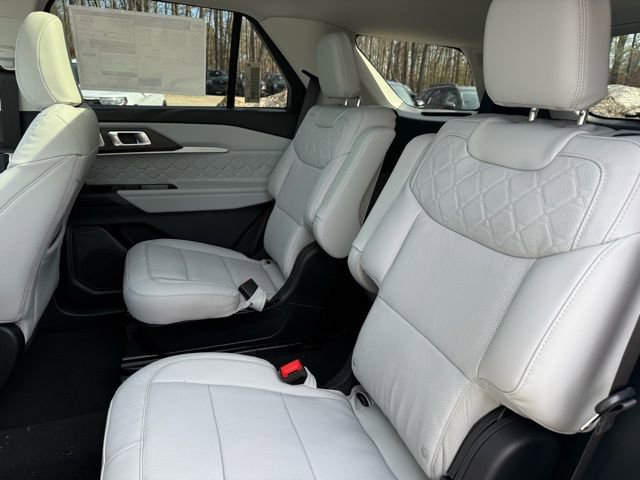 New 2026 Ford Explorer Platinum w/ LUX Leather Package image 21