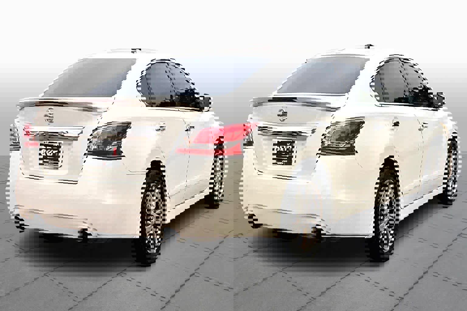 Used 2014 Nissan Altima 2.5 SL w/ Technology Package image 11