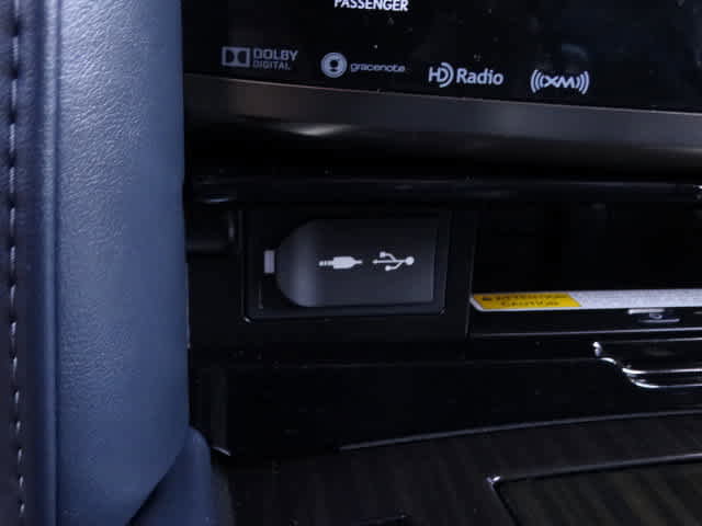 Used 2021 Lexus LX 570 4WD w/ Inspiration Series #2 image 33