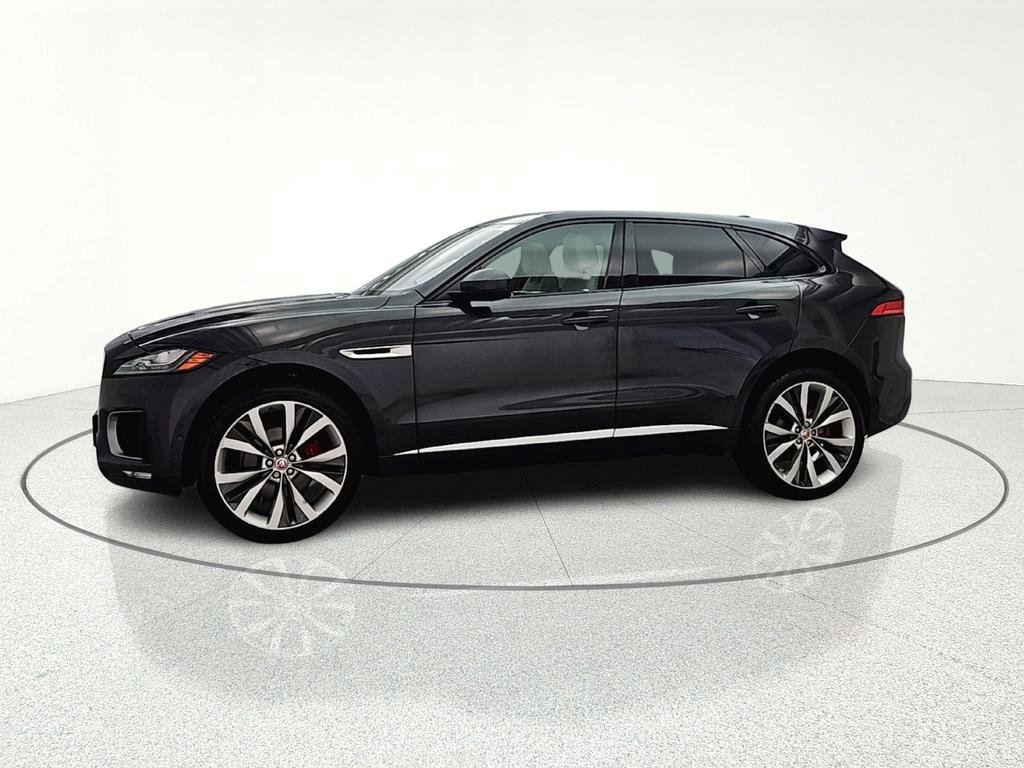 Used 2018 Jaguar F-PACE S image 3