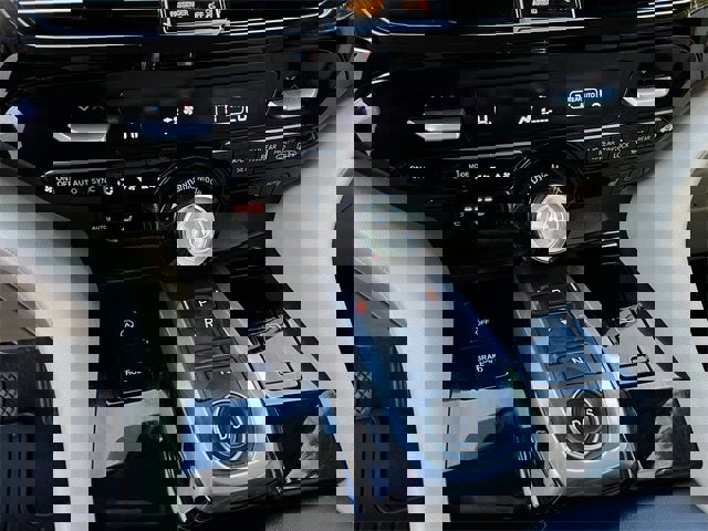 Certified 2023 Acura MDX FWD w/ Technology Package image 19