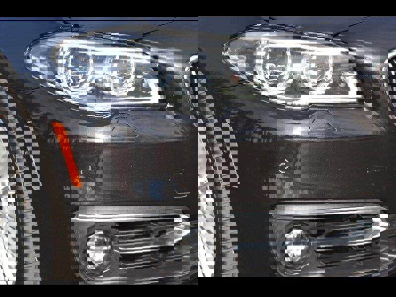 Used 2016 BMW 550i Sedan image 44