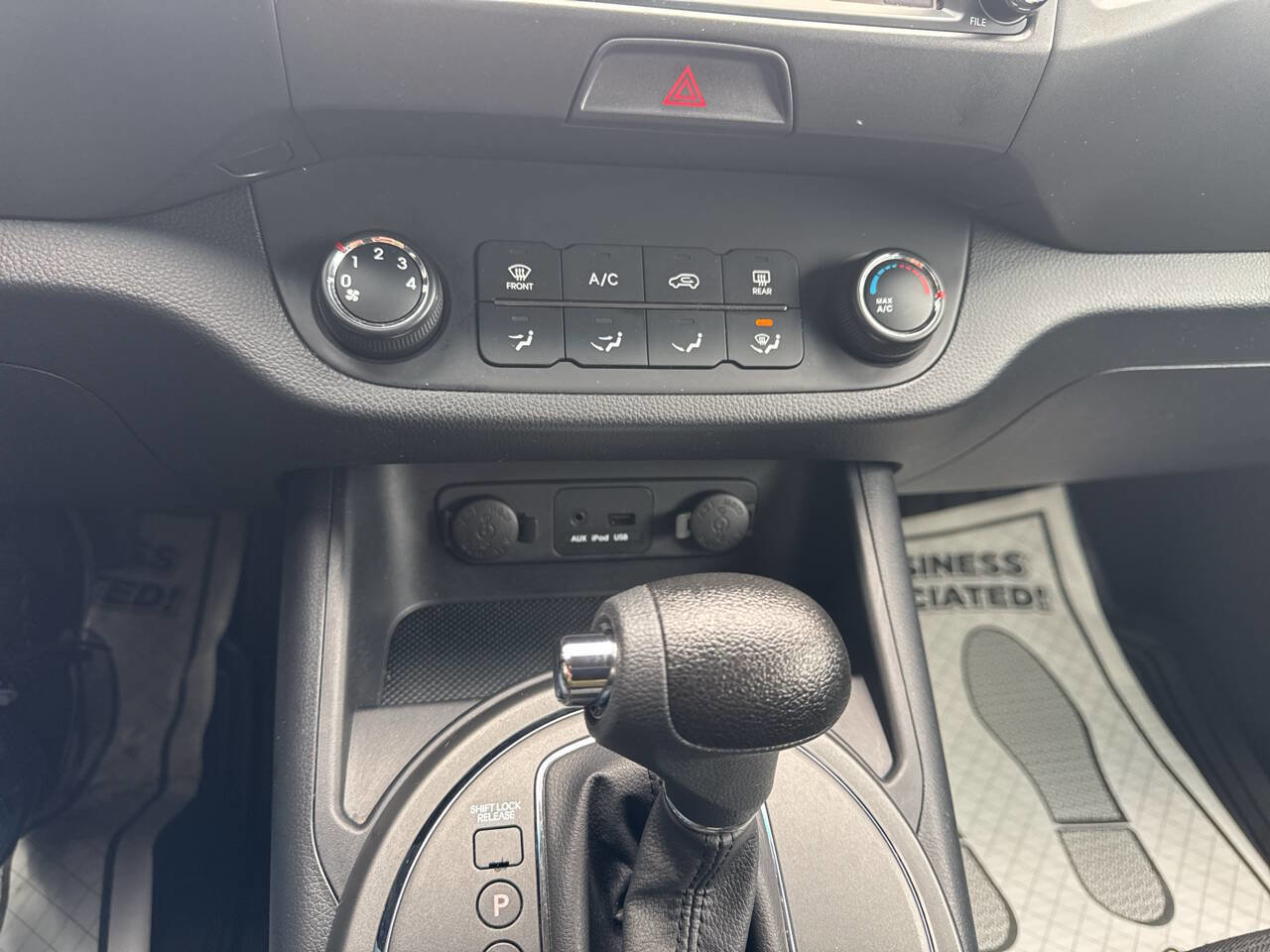 Used 2011 Kia Sportage LX w/ Convenience Pkg image 29