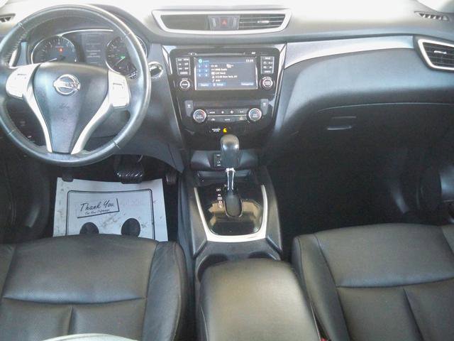 Used 2015 Nissan Rogue SL w/ SL Premium Package image 6