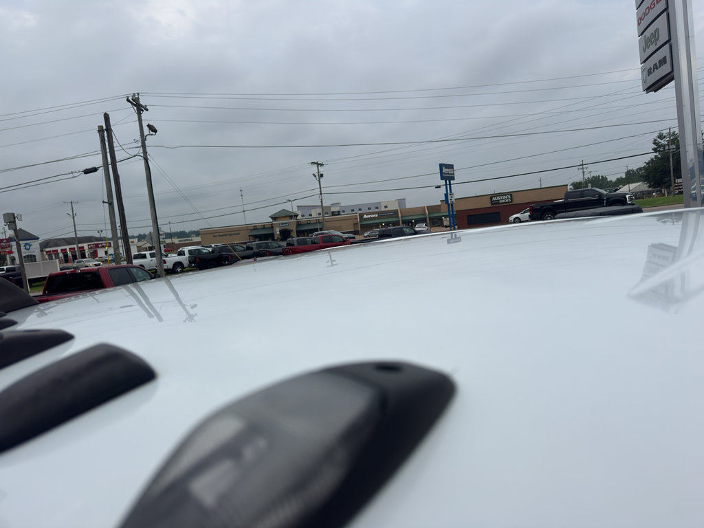 Used 2020 RAM 3500 Tradesman w/ Chrome Appearance Group AWD/4WD image 9