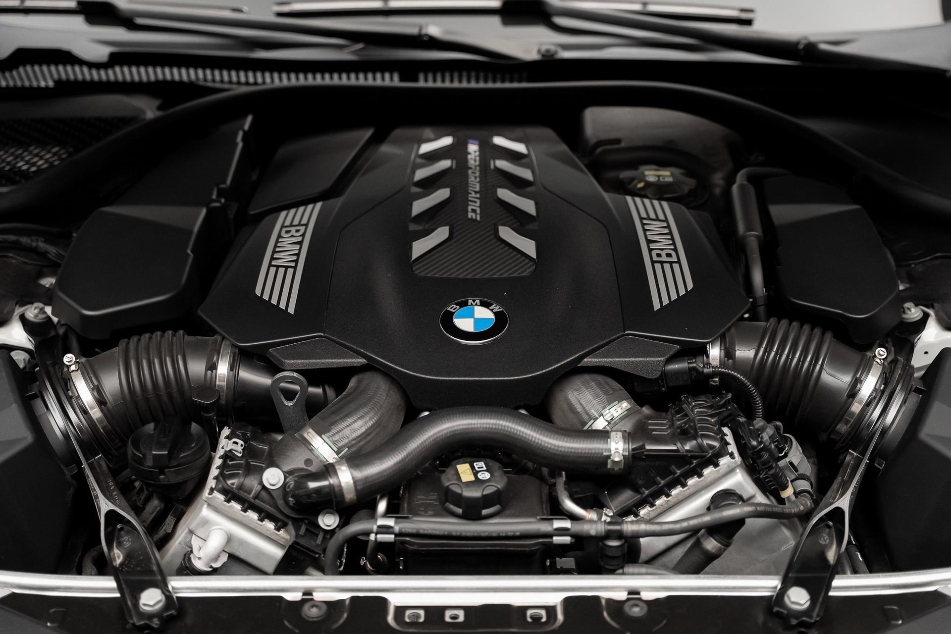 Used 2023 BMW M850i xDrive Convertible AWD/4WD image 78