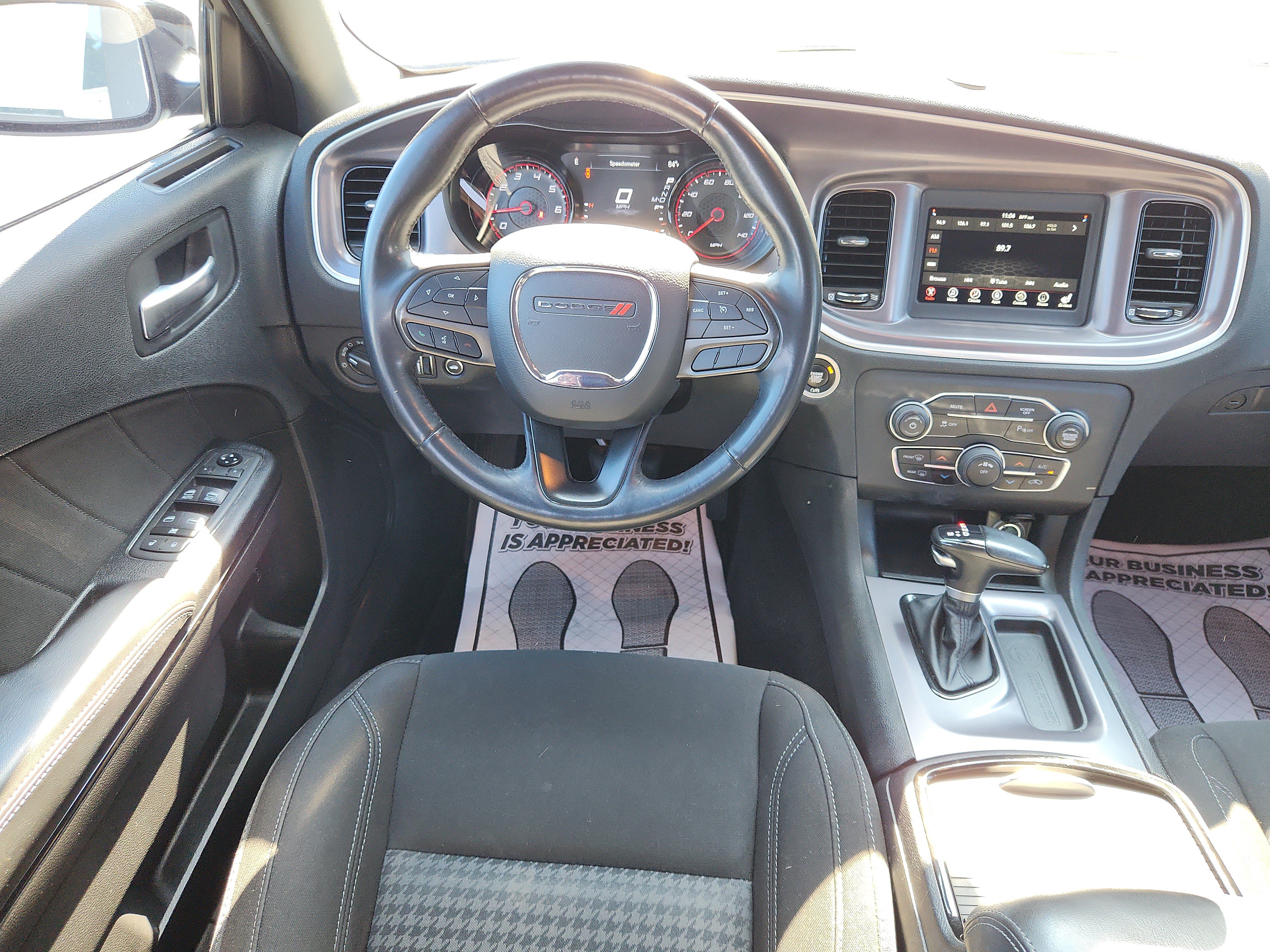 Used 2020 Dodge Charger SXT w/ Blacktop Package RWD image 35