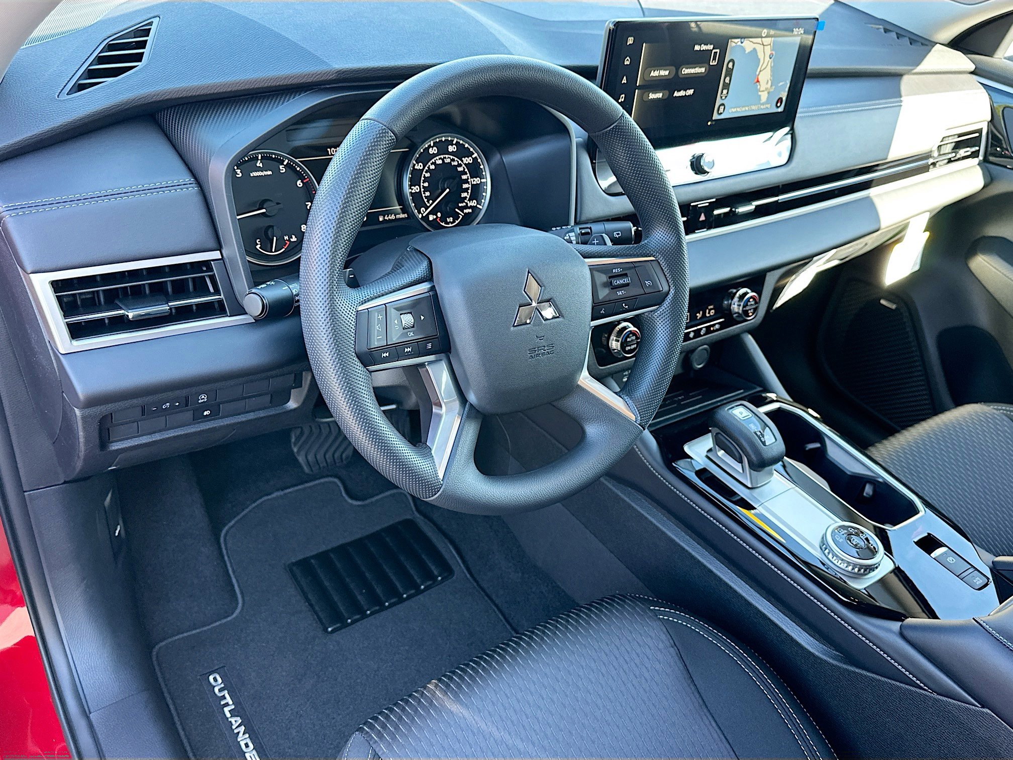 New 2026 Mitsubishi Outlander ES image 6