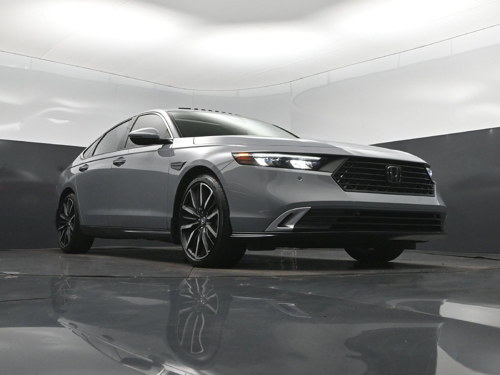 Used 2025 Honda Accord Touring image 44