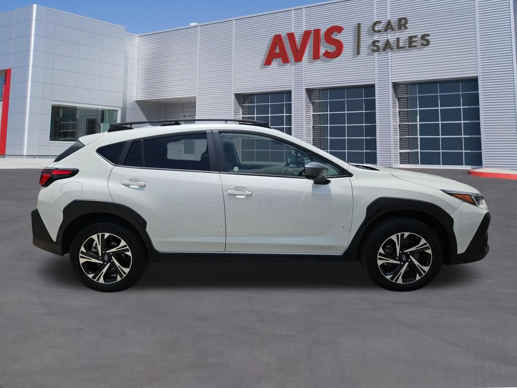 Used 2025 Subaru Crosstrek 2.5i Premium AWD/4WD image 7
