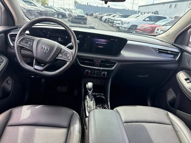 Used 2024 Buick Encore GX Sport Touring FWD image 8