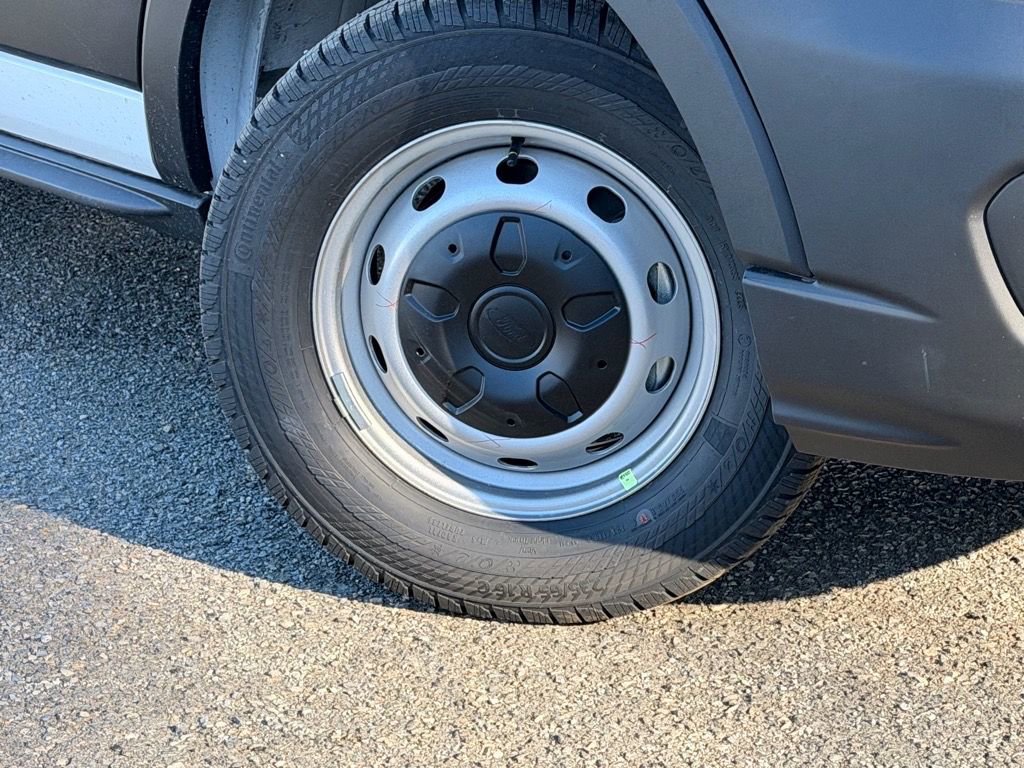 New 2026 Ford Transit 250 148 Medium Roof image 19