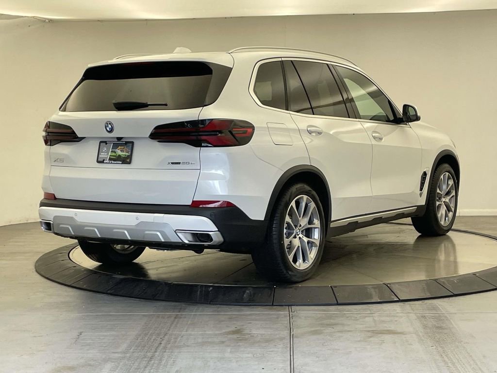 New 2026 BMW X5 xDrive50e AWD/4WD image 5