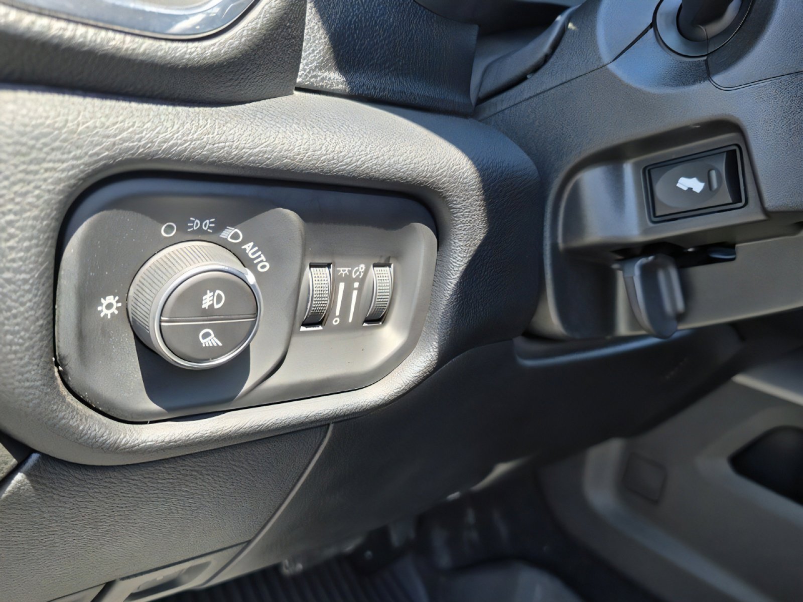 New 2026 RAM 2500 Laramie w/ Night Edition image 36