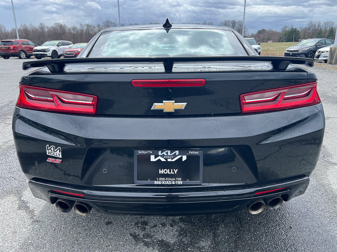 Used 2018 Chevrolet Camaro SS image 4