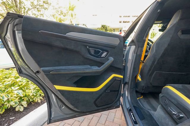 Used 2023 Lamborghini Urus Performante image 78