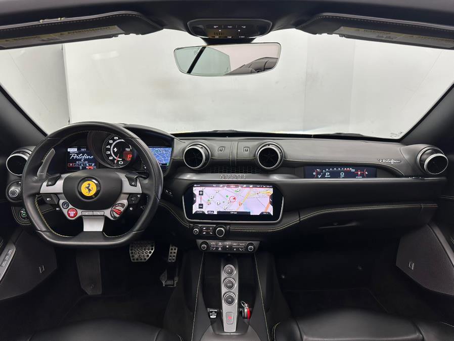Used 2019 Ferrari Portofino RWD image 62