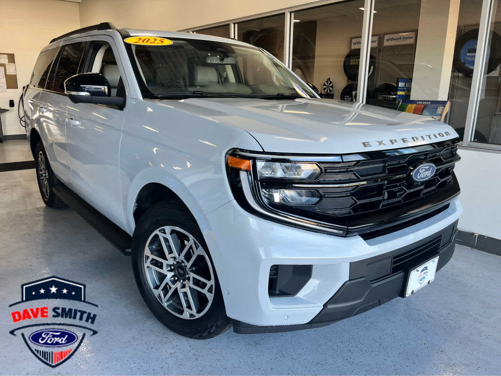 Used 2025 Ford Expedition Active