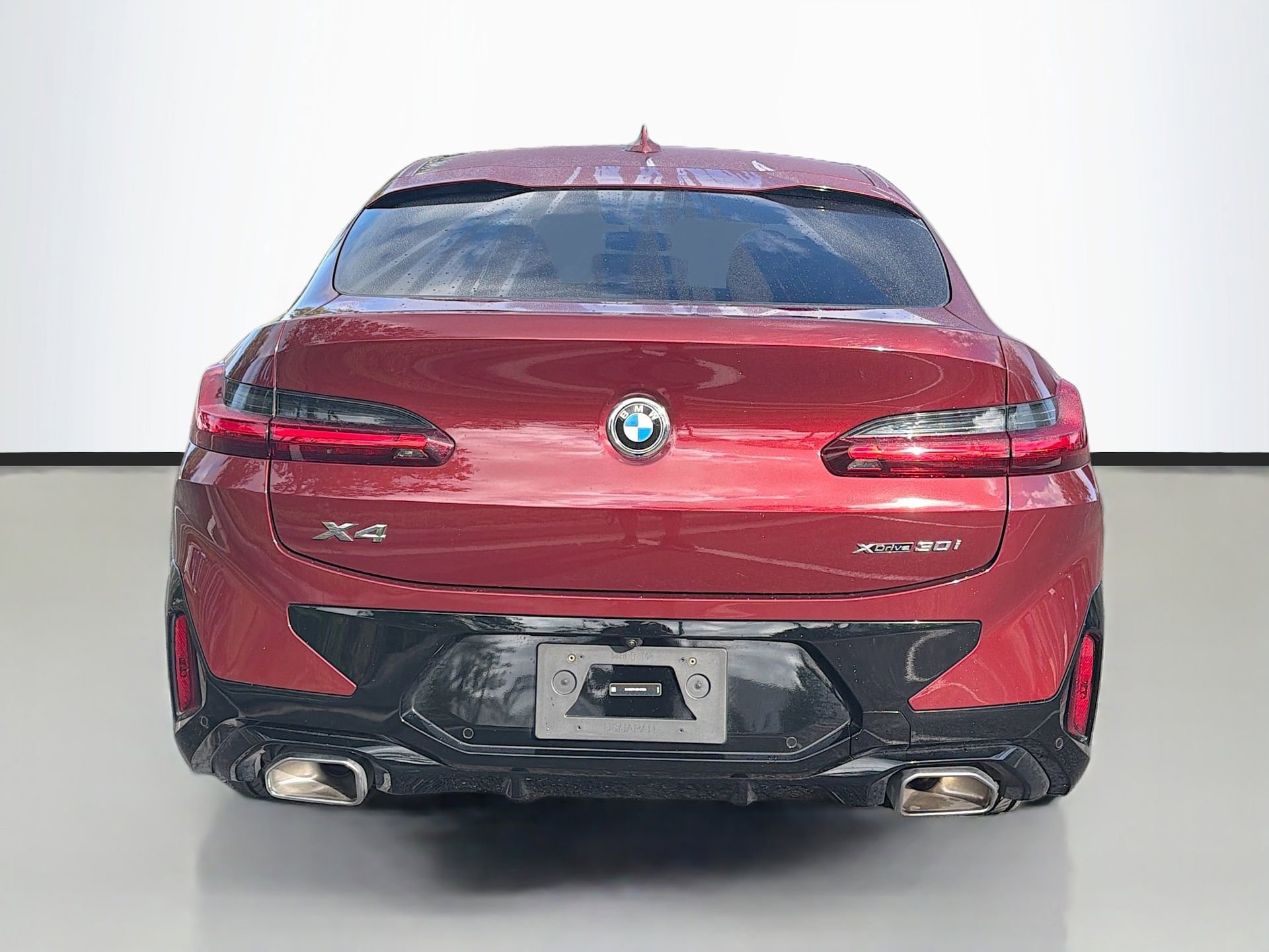 Certified 2025 BMW X4 xDrive30i w/ Premium Package image 5