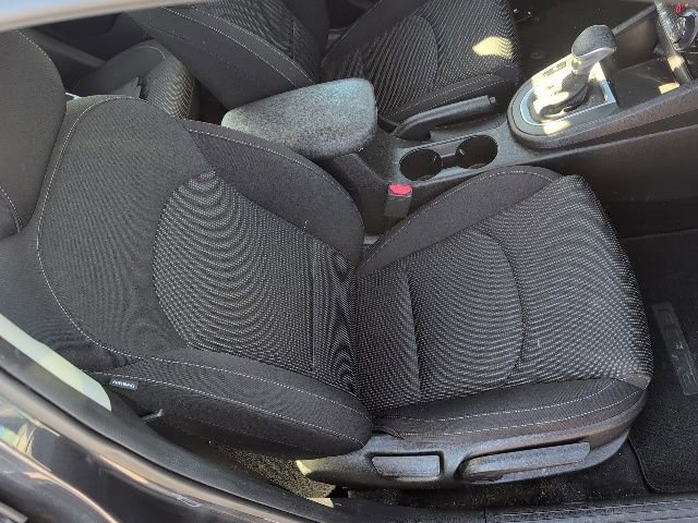 Used 2019 Kia Forte LXS image 9