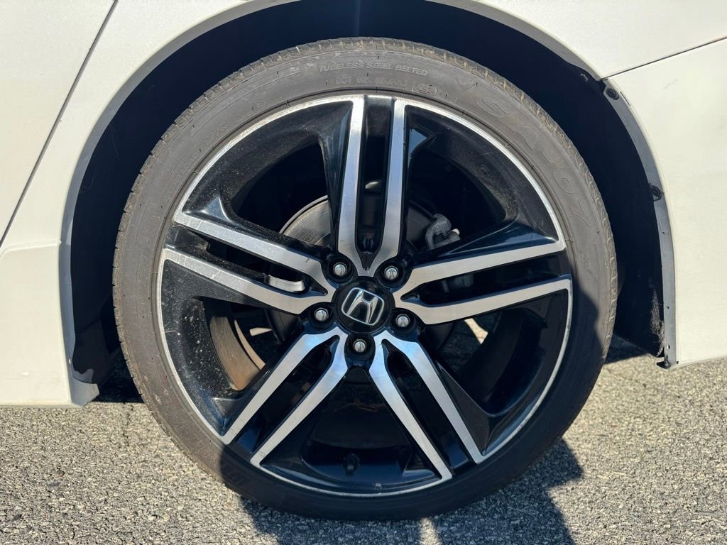 Used 2017 Honda Accord Sport image 38