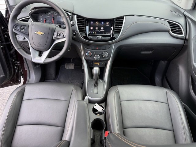 Used 2022 Chevrolet Trax LT w/ Premium Seat Package image 18