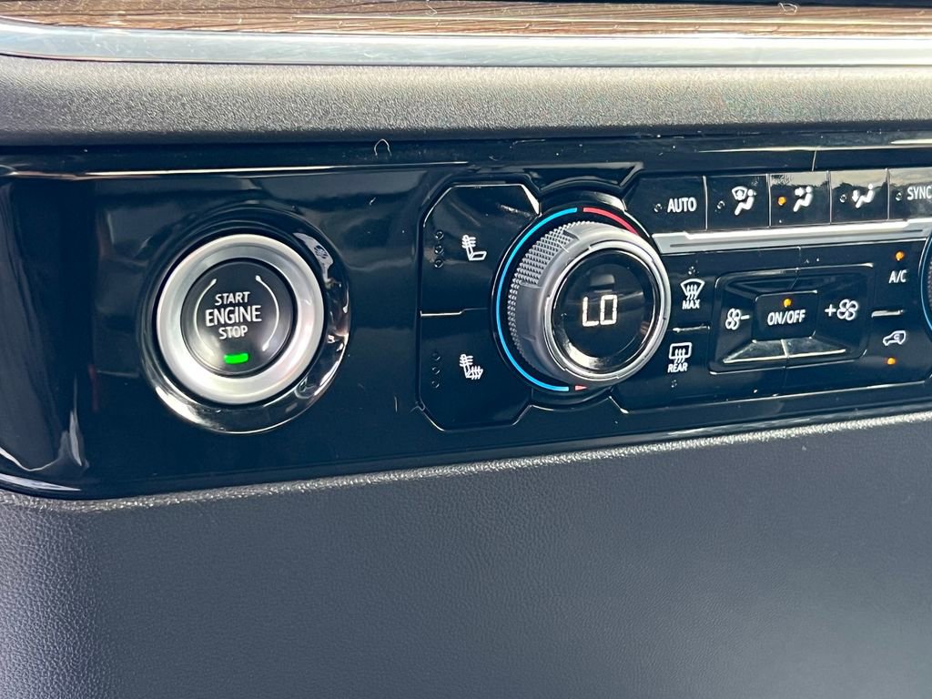 Used 2023 Chevrolet Silverado 1500 LT image 27