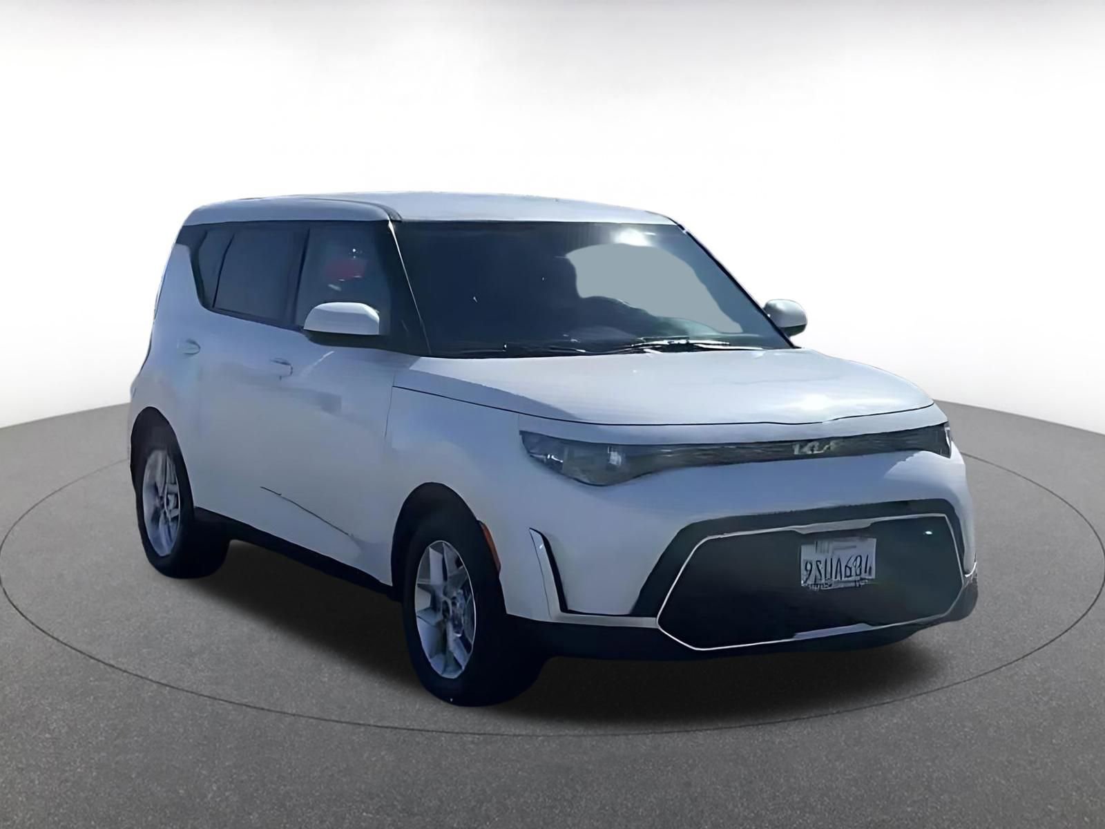 Used 2025 Kia Soul LX w/ LX Technology Package video 2