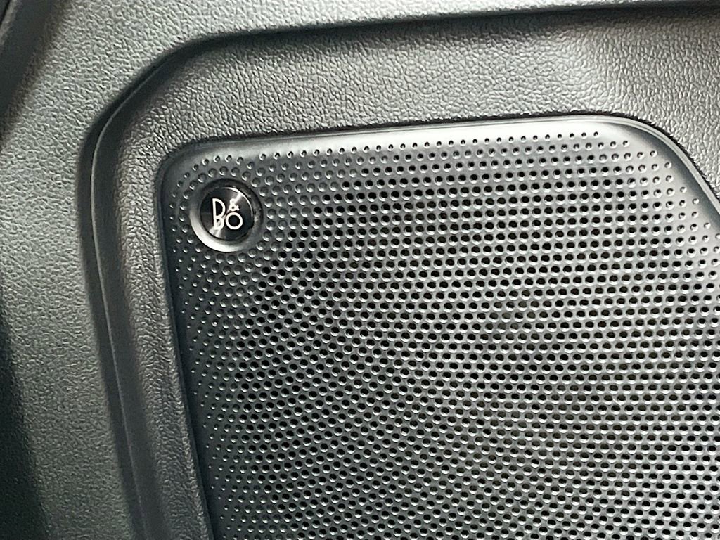 Used 2022 Ford Escape Titanium w/ Titanium Elite Package image 19