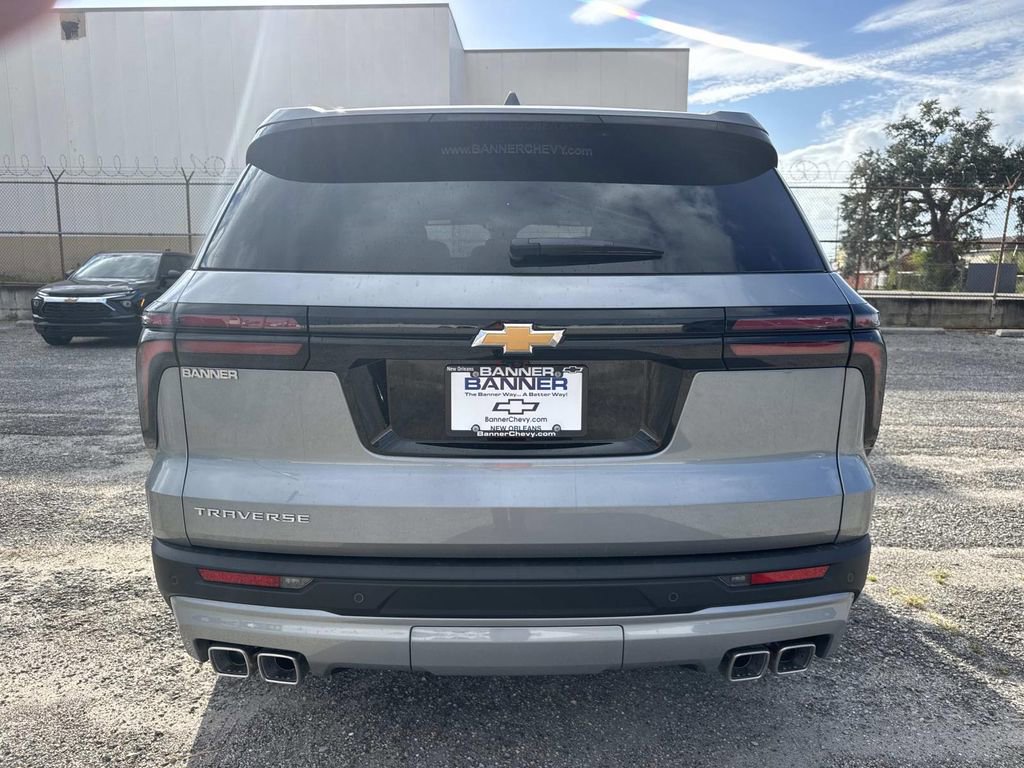 New 2026 Chevrolet Traverse LT image 6