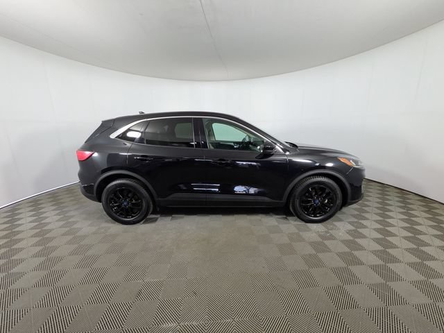 Used 2020 Ford Escape SE FWD image 31