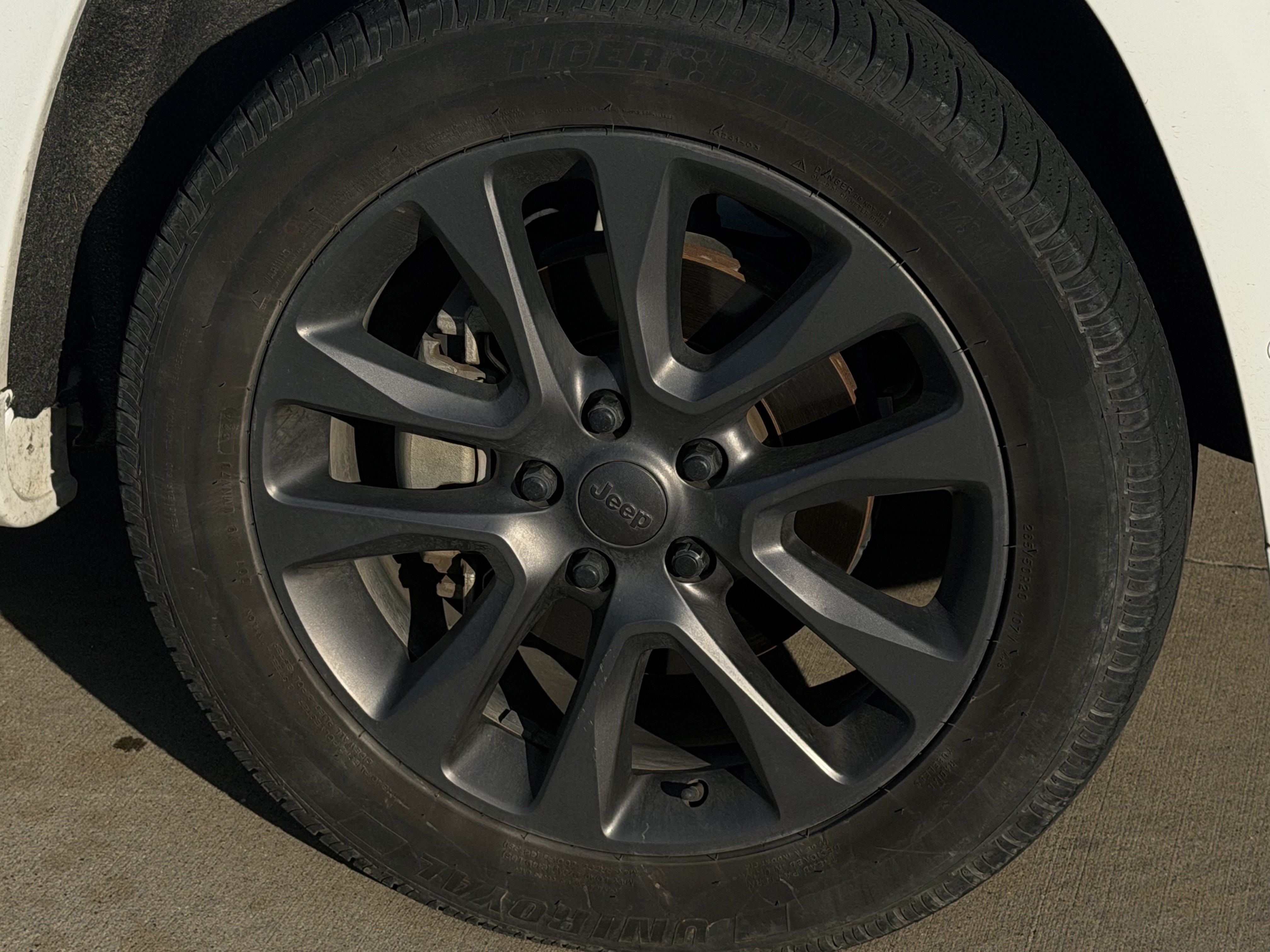 Used 2018 Jeep Grand Cherokee High Altitude RWD image 10