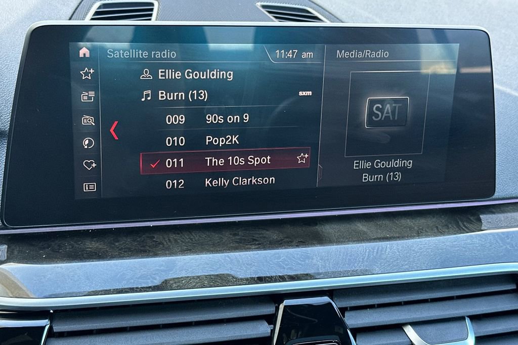 Used 2019 BMW 530e w/ M Sport Package image 19